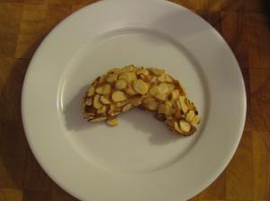 almond horn